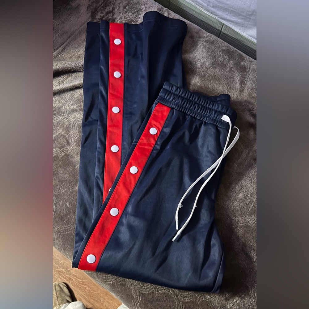 Tear Open Pants